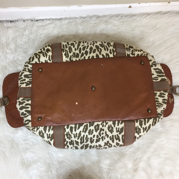 Betsey Johnson Animal Print Duffle Bag - Picture 5 of 7